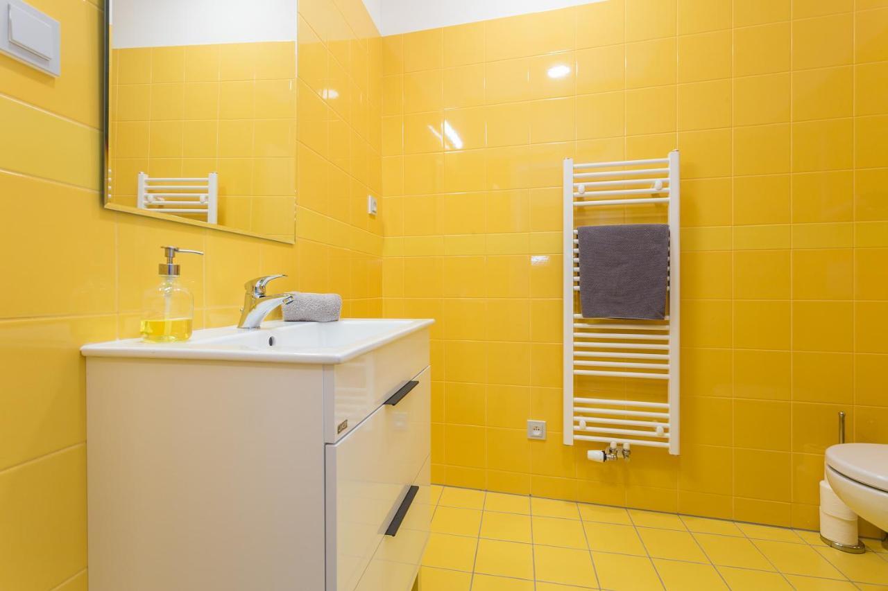 Harfa Apartments Prag Exterior foto