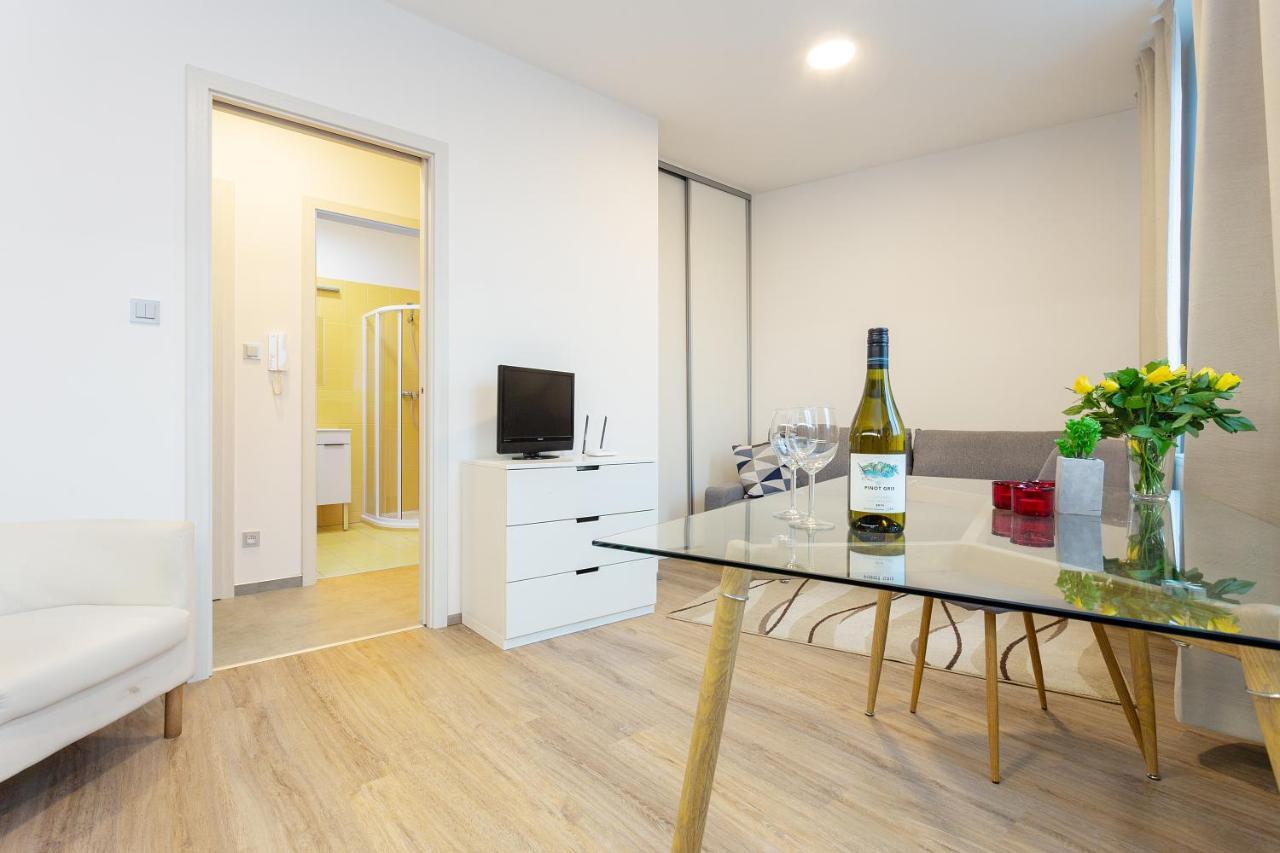 Harfa Apartments Prag Exterior foto